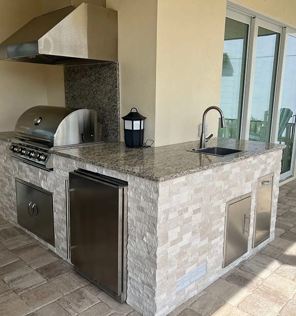 Traditional Outdoor Kitchen Outdoor Kitchen Remodel by Oasis Grilling Affordable Outdoor Kitchens — Project 2 project photo