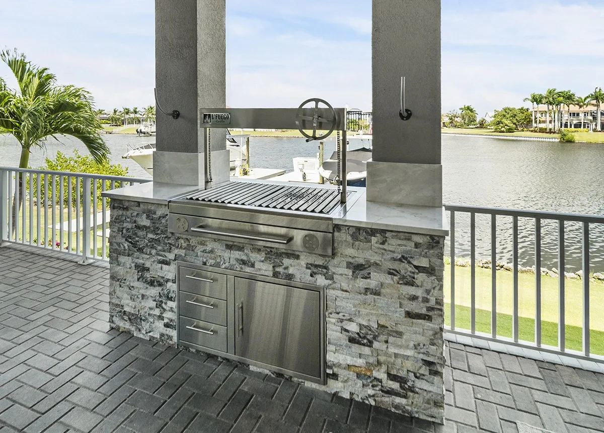 Outdoor kitchen storage and cabinetry by Oasis Outdoor Living, project photo 3